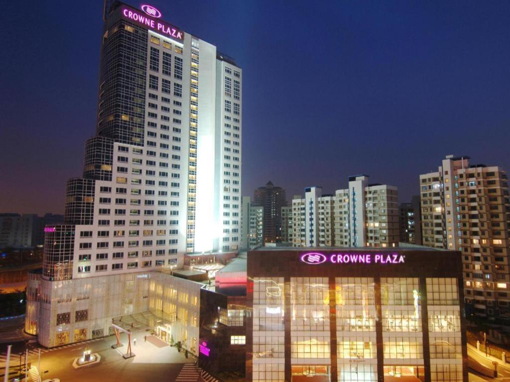 Crowne Plaza Shanghai Pudong By Ihg Exteriér fotografie